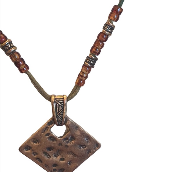 Premier Designs Medallion Beaded Necklace - Picture 3 of 4